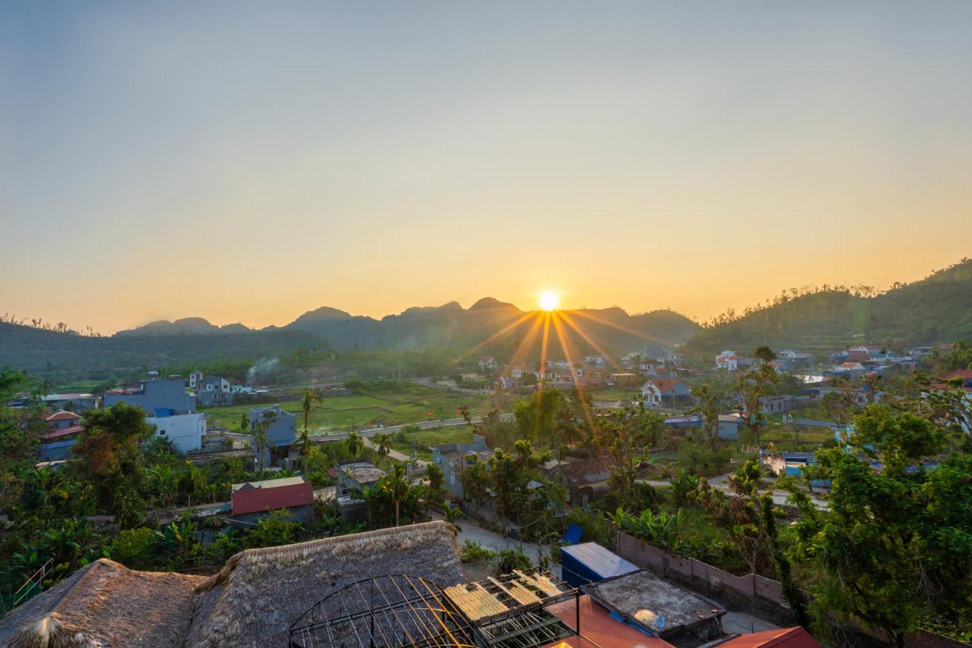 Rocky Mountain Homestay Cat Ba Xuan Dam Exterior photo